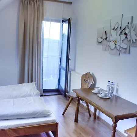 U Pitera Çiftlik konaklama Sromowce Wyzne